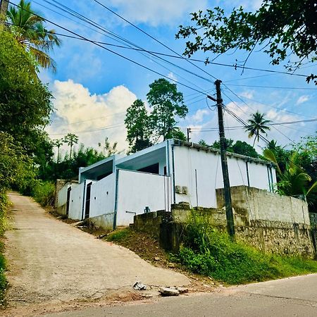 Ru Retreat Weligama Villa Bagian luar foto