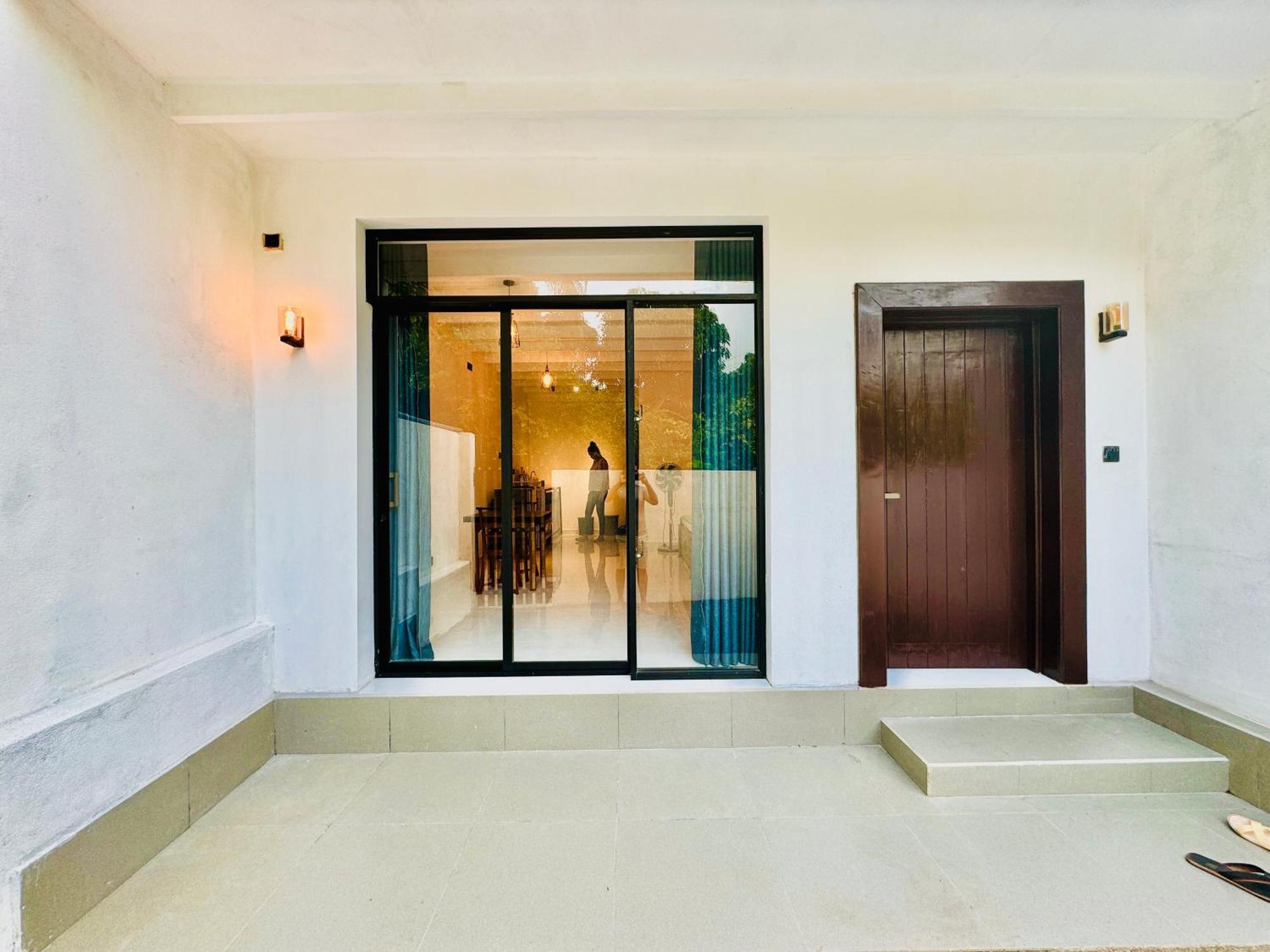 Ru Retreat Weligama Villa Bagian luar foto
